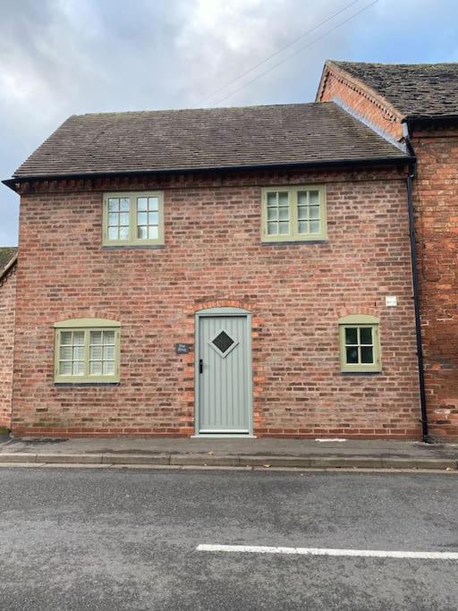 The Snug Entire Home Sleeps 2, Stratford Upon Avon Shottery Exterior foto